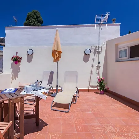 Valverde Appartement *